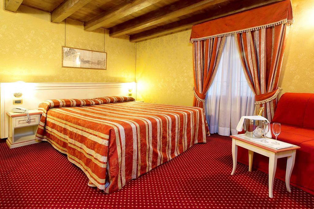 Superior Triple Room,1433218312:JPEG